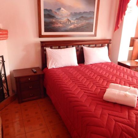 Hostal Imperial Quito Exterior foto