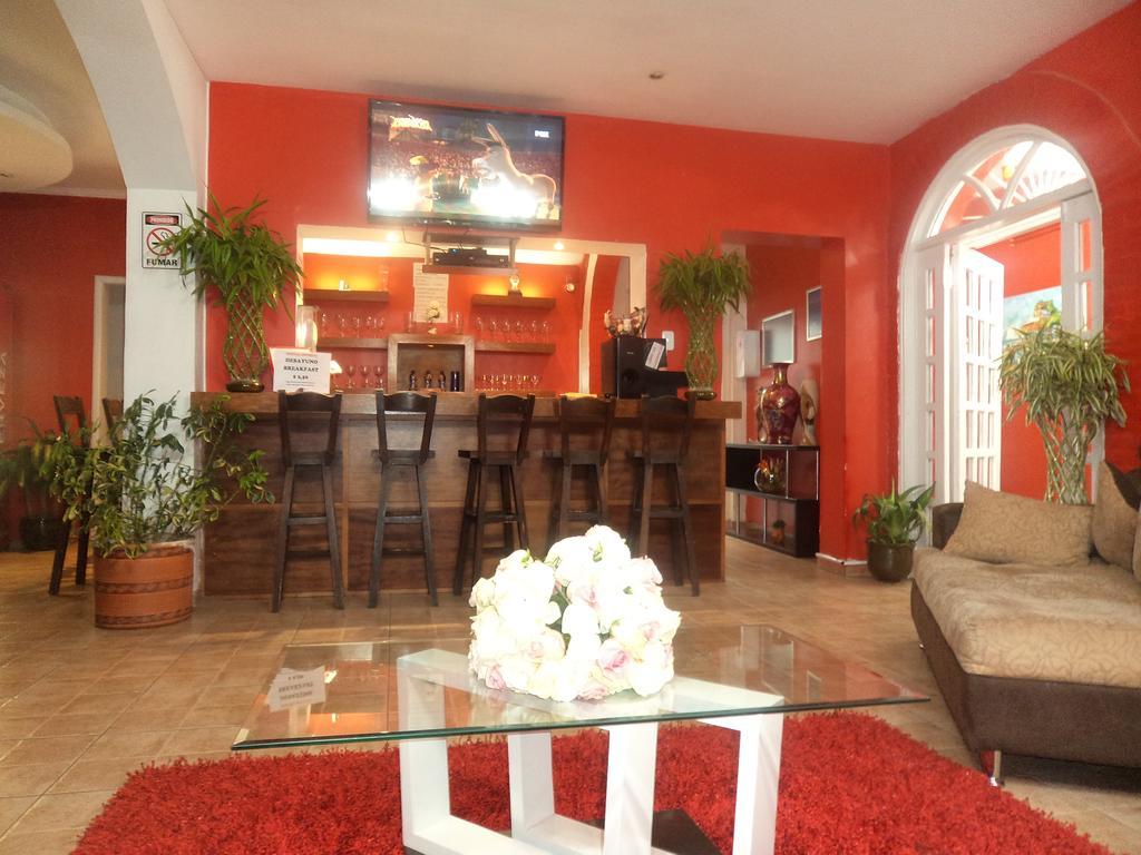 Hostal Imperial Quito Exterior foto