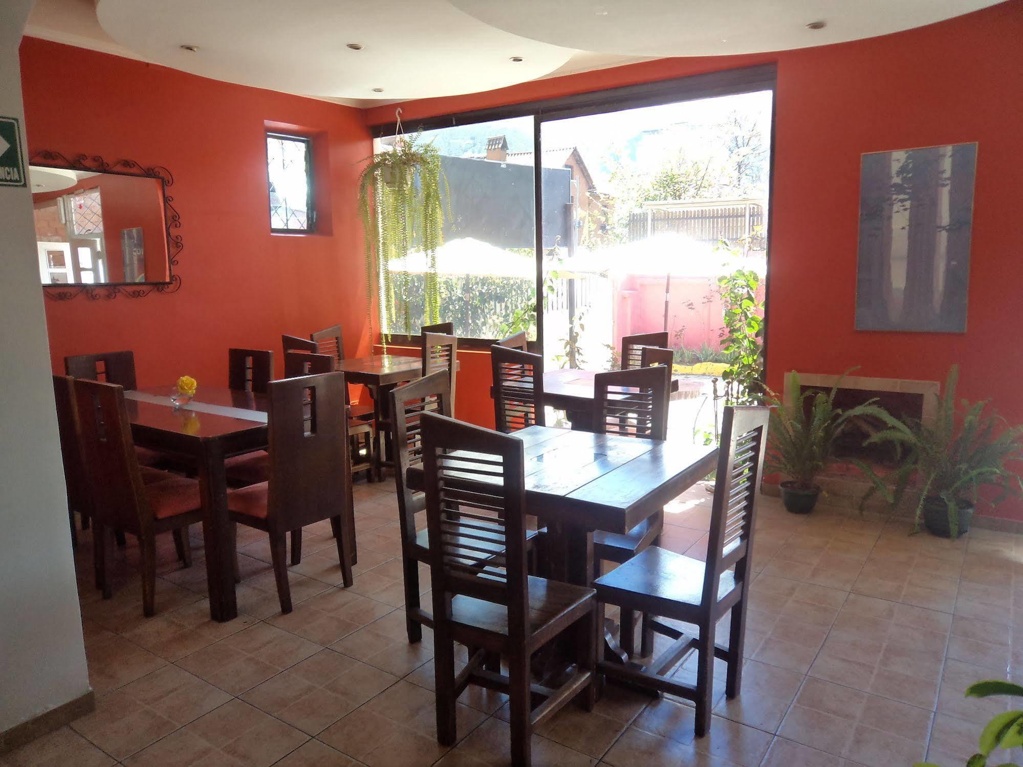 Hostal Imperial Quito Exterior foto