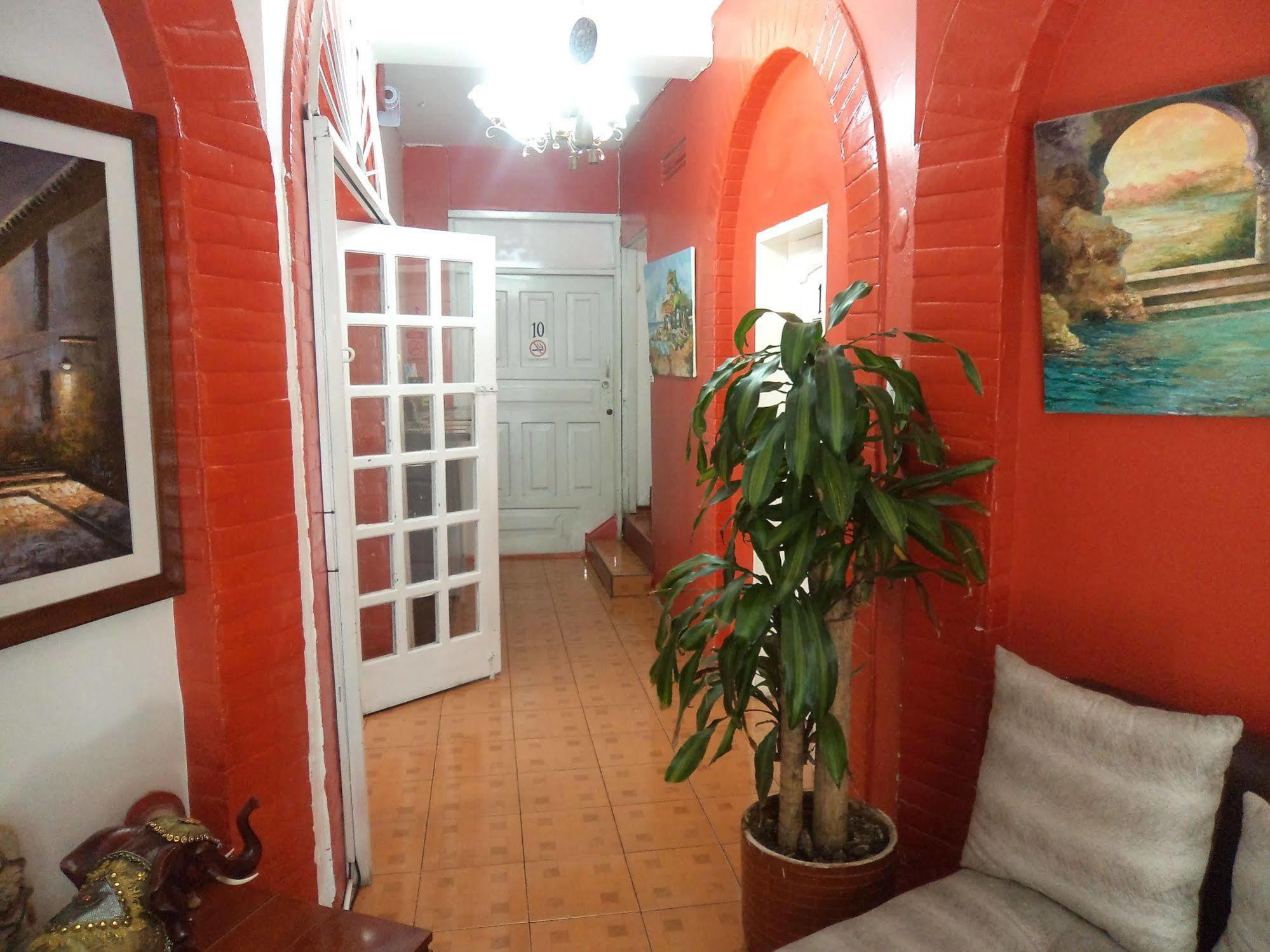 Hostal Imperial Quito Exterior foto