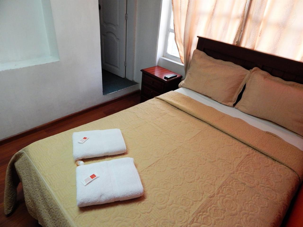 Hostal Imperial Quito Exterior foto