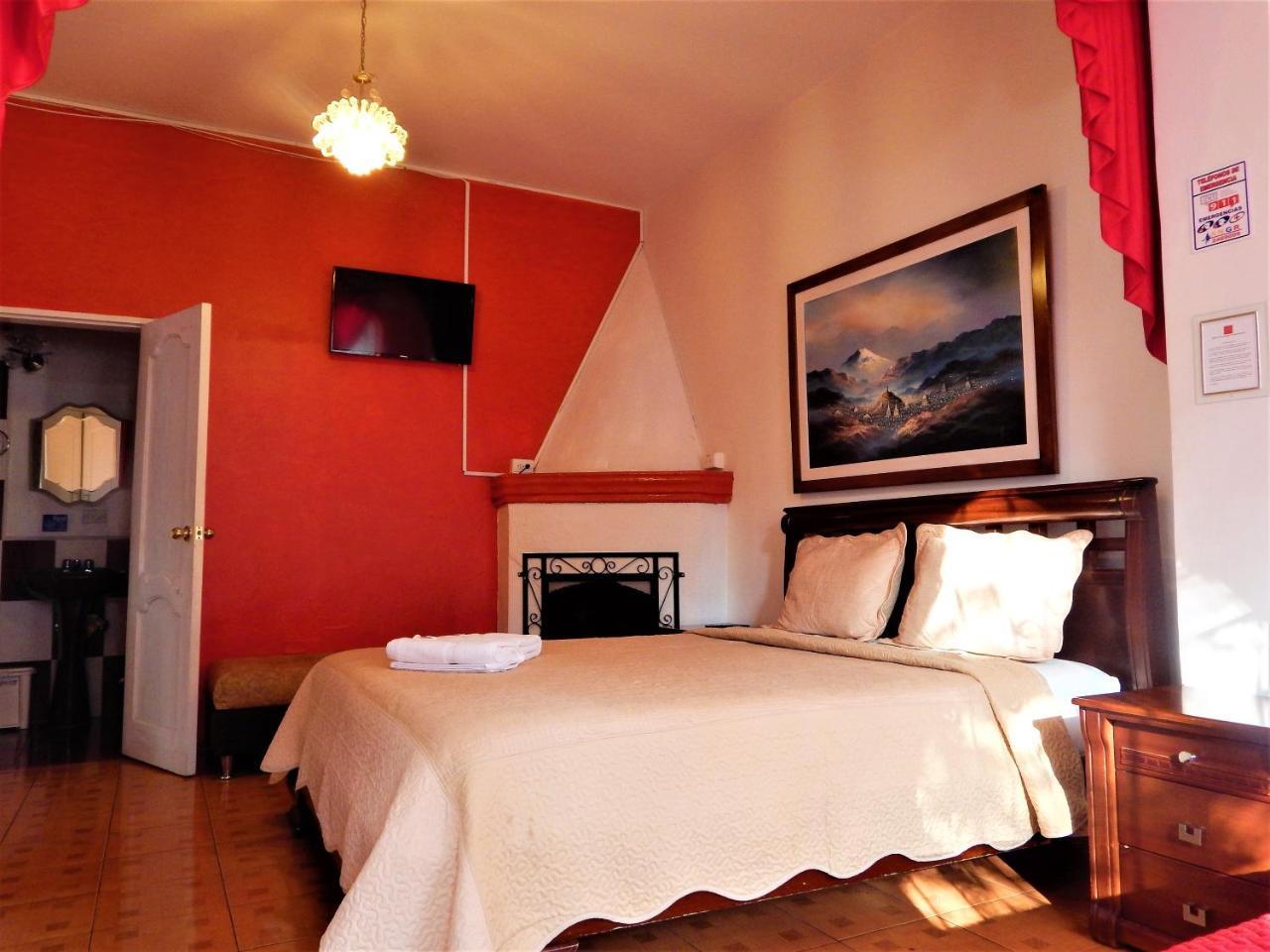 Hostal Imperial Quito Exterior foto