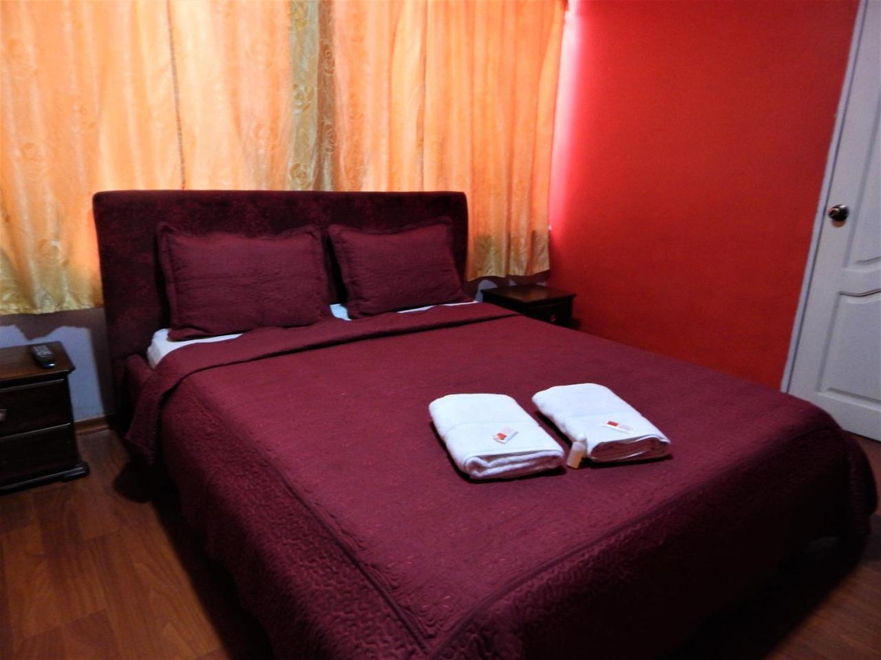 Hostal Imperial Quito Exterior foto