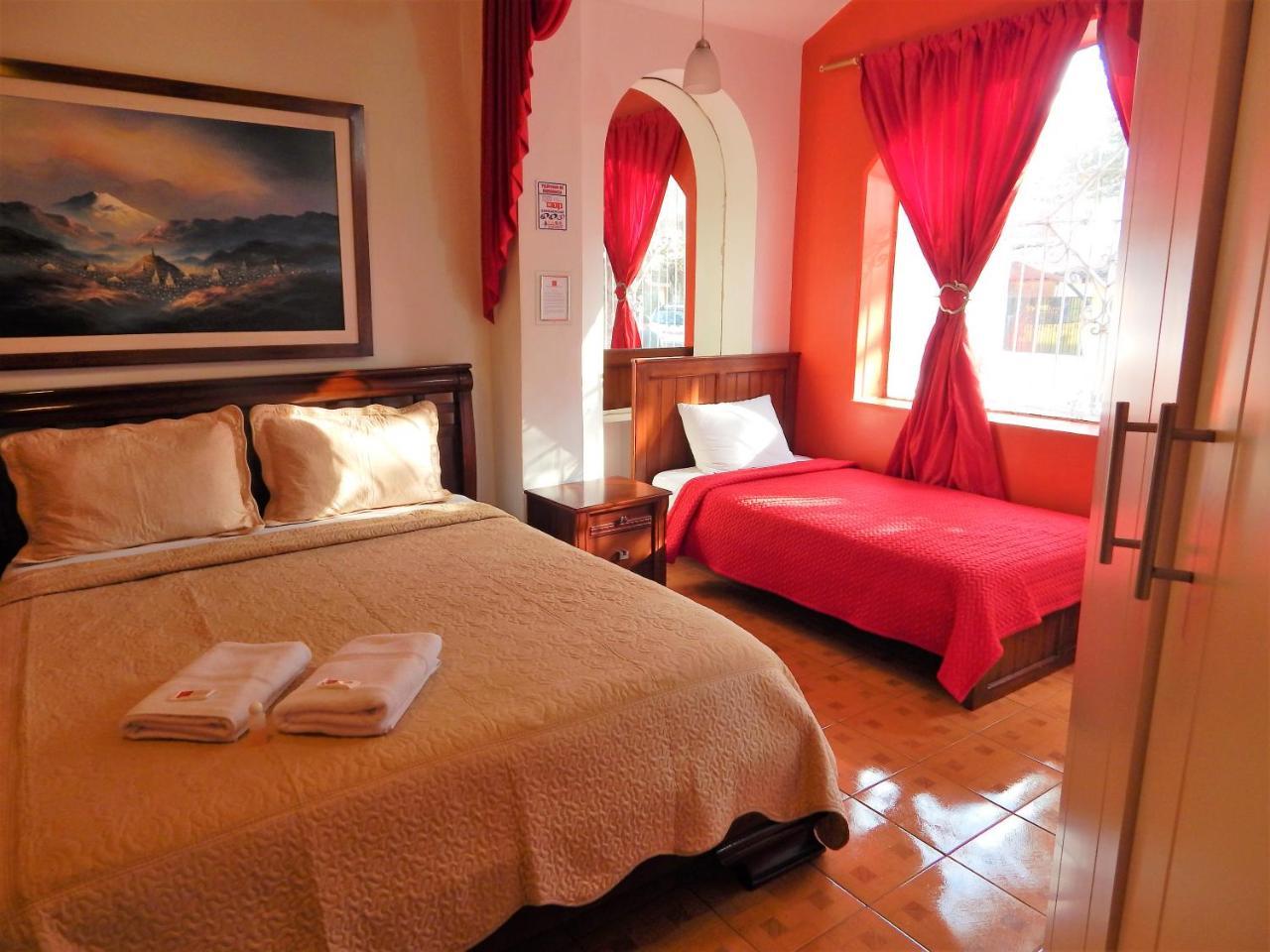 Hostal Imperial Quito Exterior foto