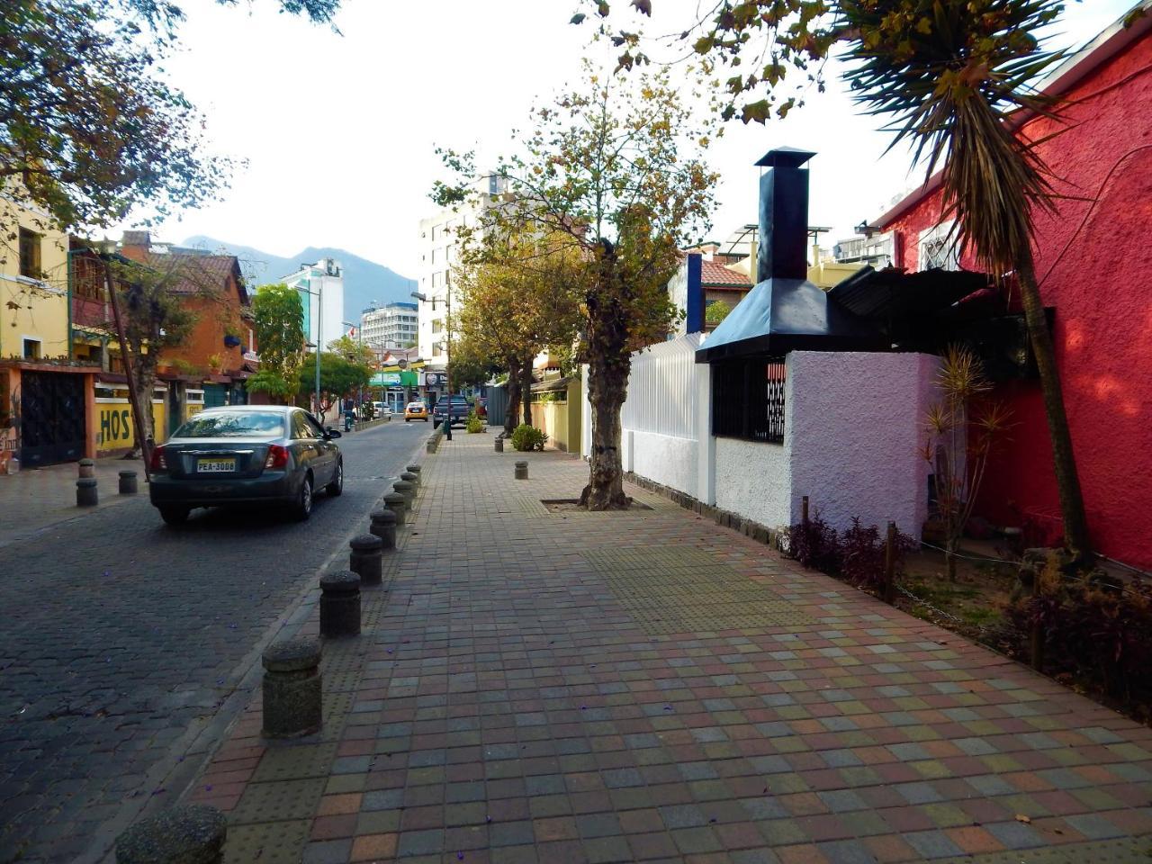 Hostal Imperial Quito Exterior foto