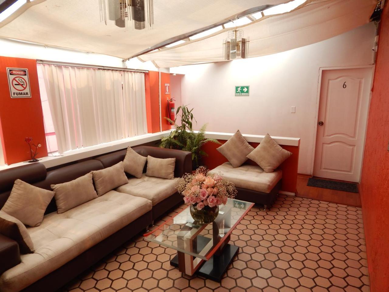 Hostal Imperial Quito Exterior foto