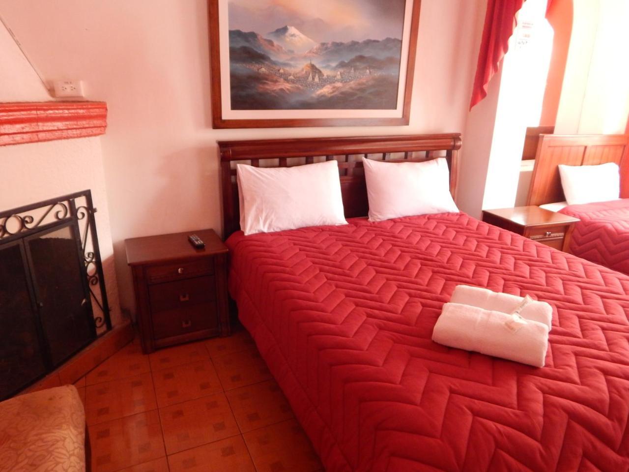 Hostal Imperial Quito Exterior foto